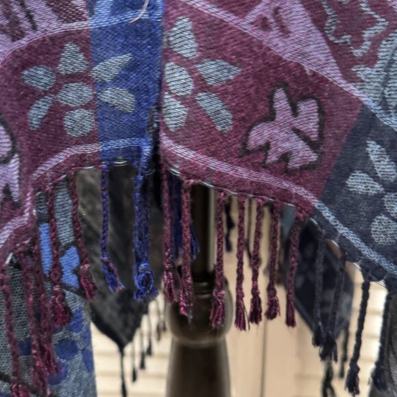 Chico’s Multicolor Floral Shawl/Wrap with‎ Fringe & Arm Openings – One Size - Picture 7 of 7